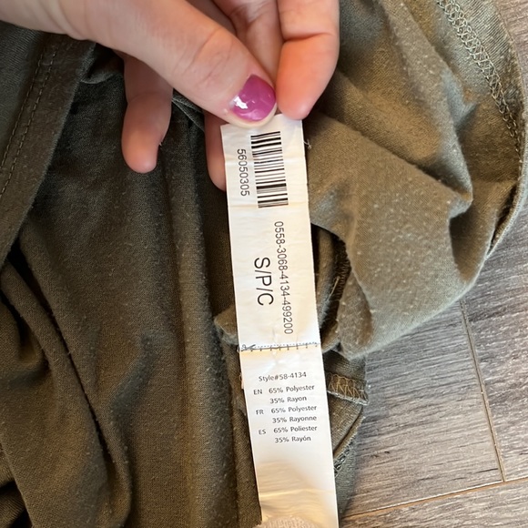 SWS Essentials green shirt - Picture 6 of 6